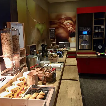 Ibis Paris Hotel