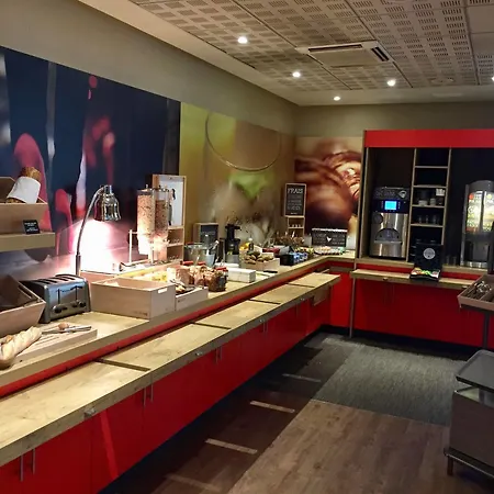 Hotel Ibis Paris 3*