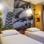 Ibis Paris Hotel 3*