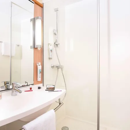 Ibis Paris Hotel