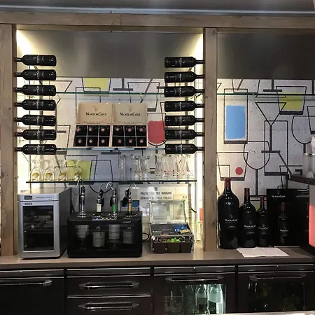 호텔 Ibis Paris 3*