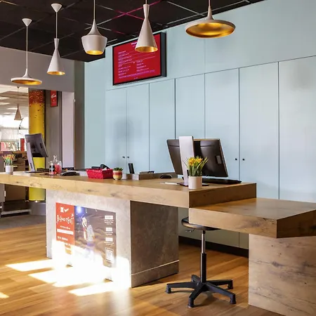 Ibis Paris クレテイユ