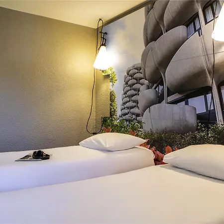 Ibis Paris Hotel