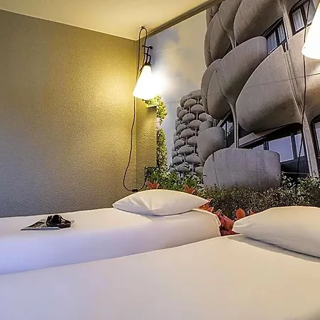 Ibis Paris Szálloda