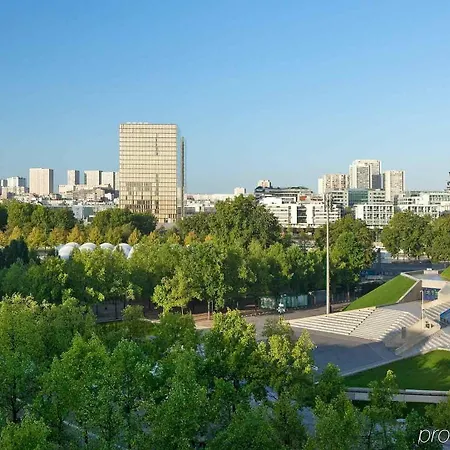 Ibis Paris 호텔