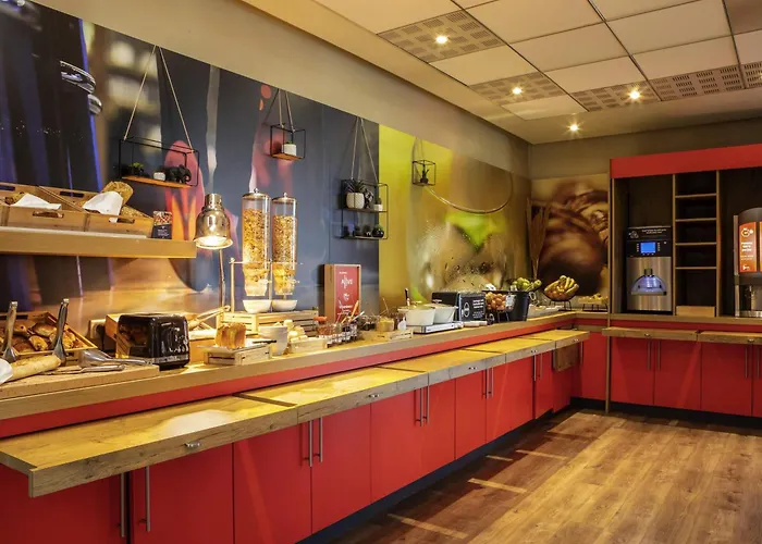 Ibis Paris