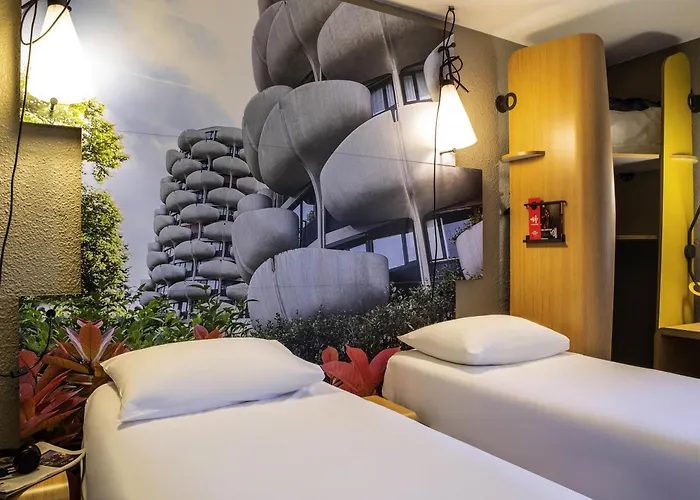 Ibis Paris Hotel 3*