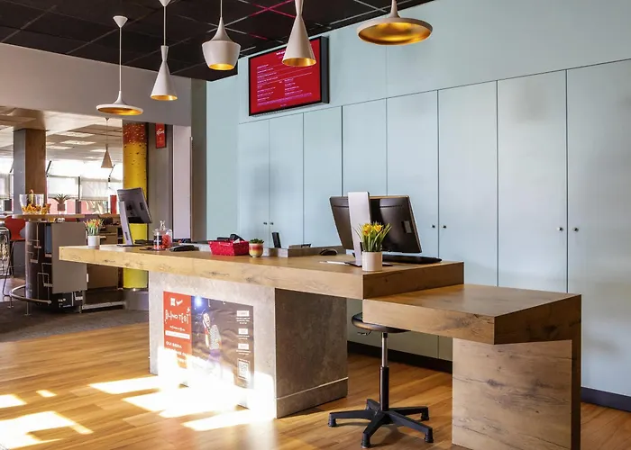 Hotel Ibis Paris 3*